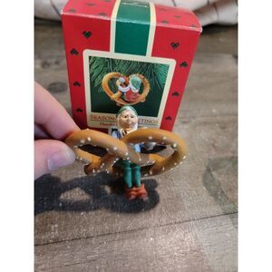Hallmark seasoned greetings 1987 ornament Xmas Decor pretzel Santa